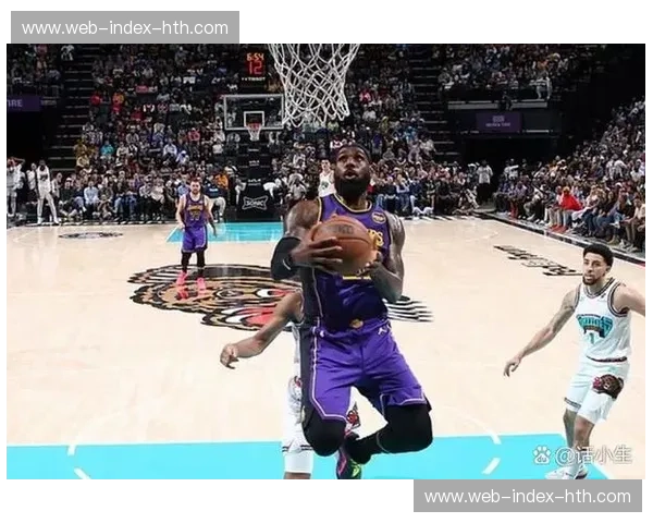 詹姆斯28分钟内24分5助攻2抢断 成历史最老达成此数据球员 詹姆斯28分钟内24分5助攻2抢断 成历史最老达成此数据球员